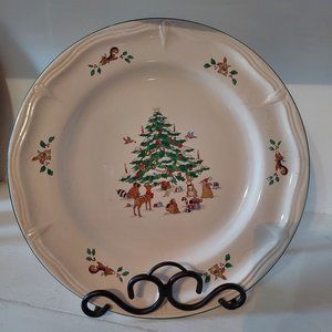 Woodland Christmas Dinner Plate Miyanzaki